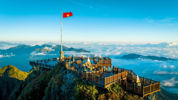 FANSIPAN PEAK