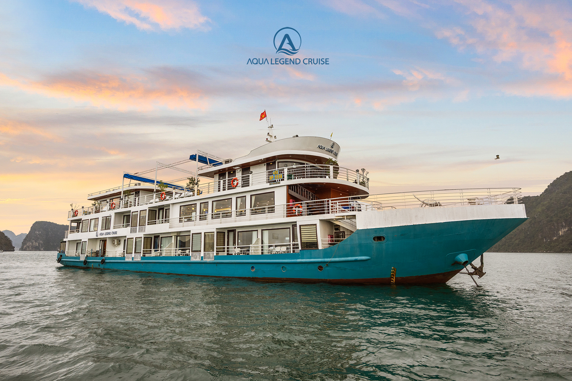 2 DAYS 1 NIGHT ON  AQUA LEGEND CRUISE